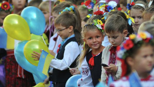 Новій українській школі бути: Рада схвалила реформу освіти
