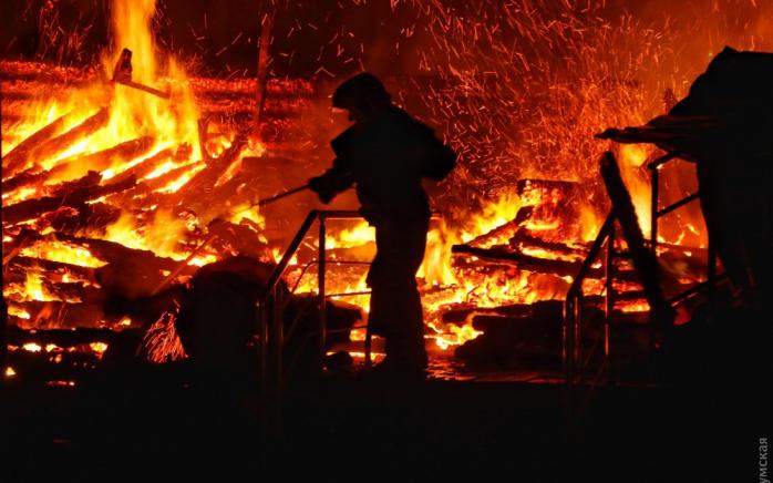 Пожежа в таборі «Вікторія» в Одесі: двох підлітків нагородять за врятовані життя 23 дітей (ФОТО)