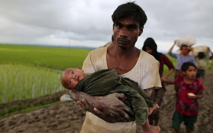 В Мьянме сожгли почти 200 сел мусульман народности рохинджа