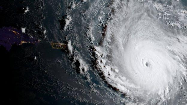 Теперь «Офелия»: в Атлантике сформировался очередной шторм, который усилится до урагана (КАРТА)