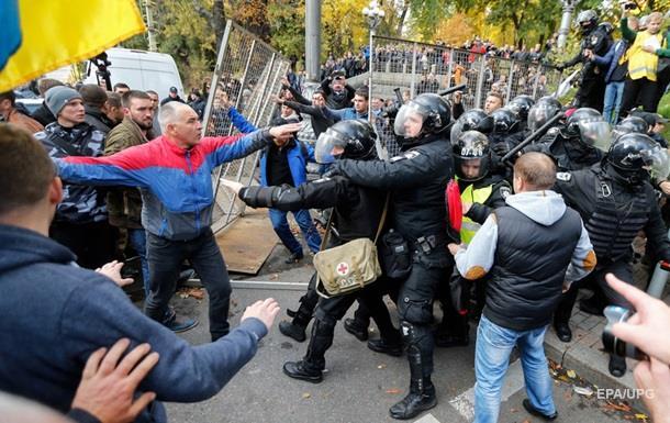 Полиция провела обыски у пяти участников митинга возле Рады — нардеп