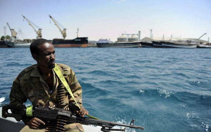 В водах Нигерии пираты похитили гражданина Украины