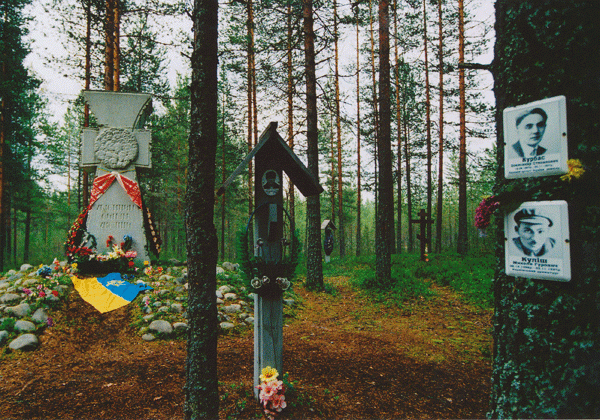 Годовщина трагедии в урочище Сандармох: 80 лет назад в России расстреляли цвет украинской нации (ФОТО)