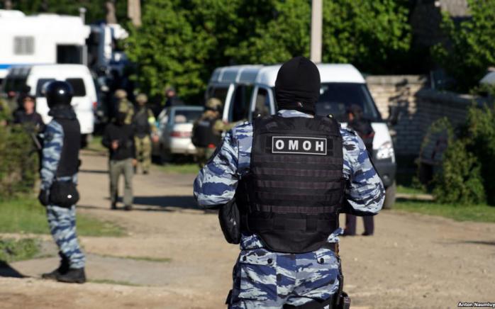У Криму силовики влаштували обшуки в активістів «Кримської солідарності» (ФОТО)