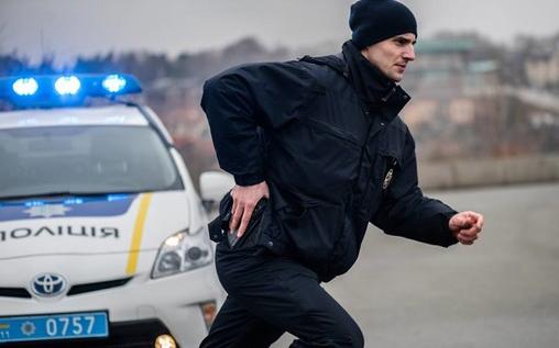 В Одессе возле рынка полицейские обнаружили автомобиль с арсеналом оружия (ФОТО)