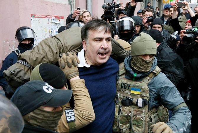 Затримання Саакашвілі 5 грудня. Фото: Reuters