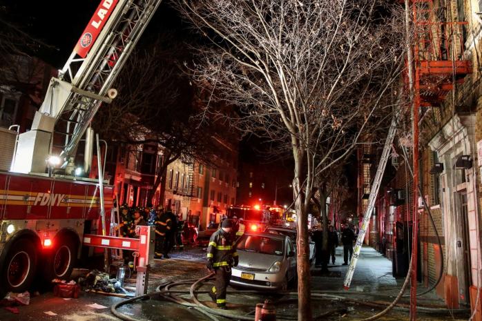 Пожар в Нью-Йорке. Фото: Reuters