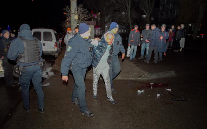 Полиция задержала злоумышленника. Фото: dp.informator.ua