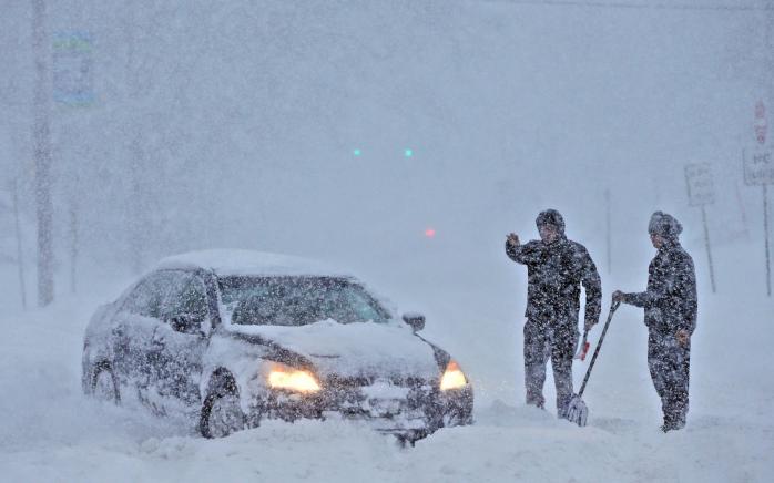 Снігопад в Іспанії паралізував автошляхи. Фото: trend.az