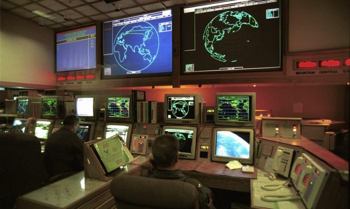 Фото: Центр объединенного командования воздушно-космической обороны Северной Америки, гора Шайенн, Колорадо. The Guardian