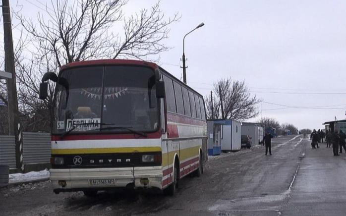 На Донетчине боевики обстреляли автобус. Фото: Апостроф